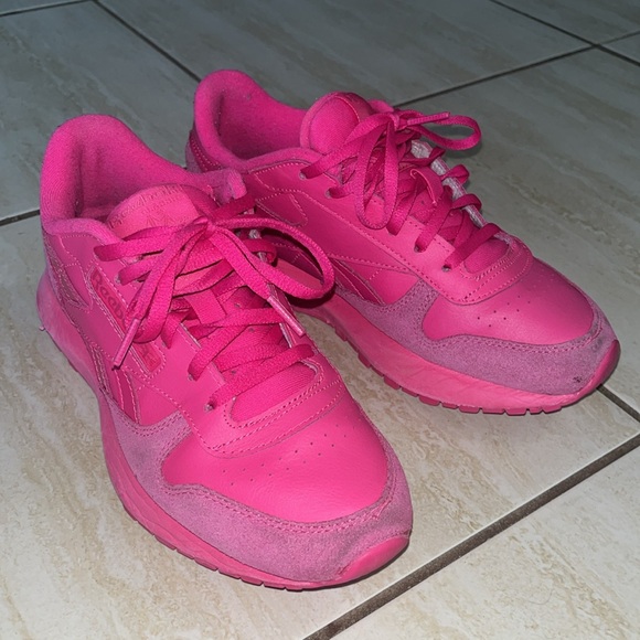 Reebok Harmon Run Sneaker Hot Pink Size 6.5 - Picture 11 of 11